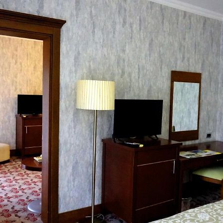 Queen Thermal Resort Hotel Emet エクステリア 写真